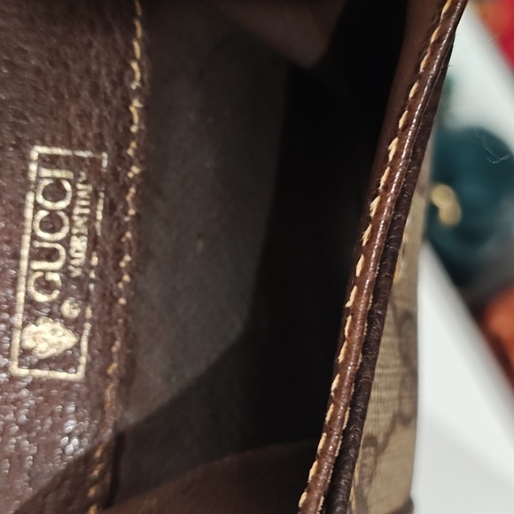 Vintage Gucci Coin Envelope - Picture 10 of 13